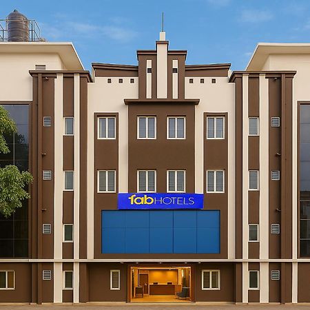 Fabhotel Rms Comforts - Nr Yeshwantpur Railway Station Bangalore Exterior foto